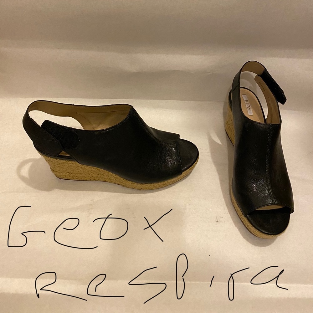 Leather sandals